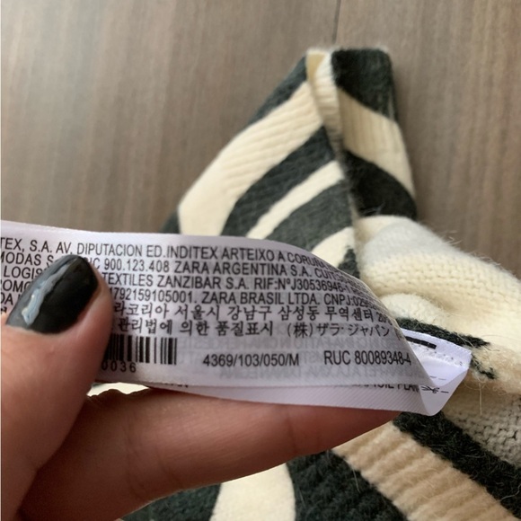 NWT Zara wavy wool blend knit high neck sweater cream grey size medium - Picture 2 of 8